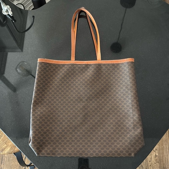 Celine Tote Bag Macadamia Brown Pre-Owned Great Condition - Picture 2 of 14